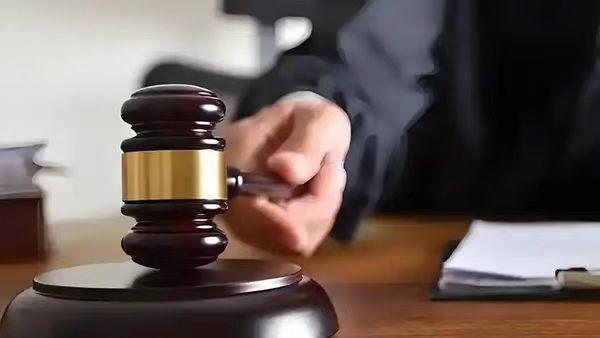 男子邀约他人妻子见面引发冲突 驾车拖行对方致重伤获刑