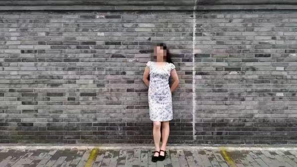 陕西白河女教师遭车辆撞击拖行5.9公里遇害，涉案5人被以故意杀人罪公诉