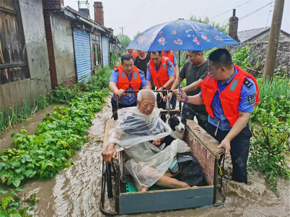 1785628283234382.jpg 暴雨.jpg